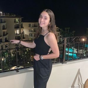 Meet your Posher, Kayla